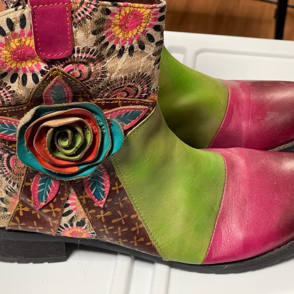 Colorful Women's Leather & Brocade Boots, EU 41 - Picture 2 of 4